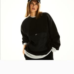 Zara WOMAN Black Crewneck Sweater Sz S Good condition